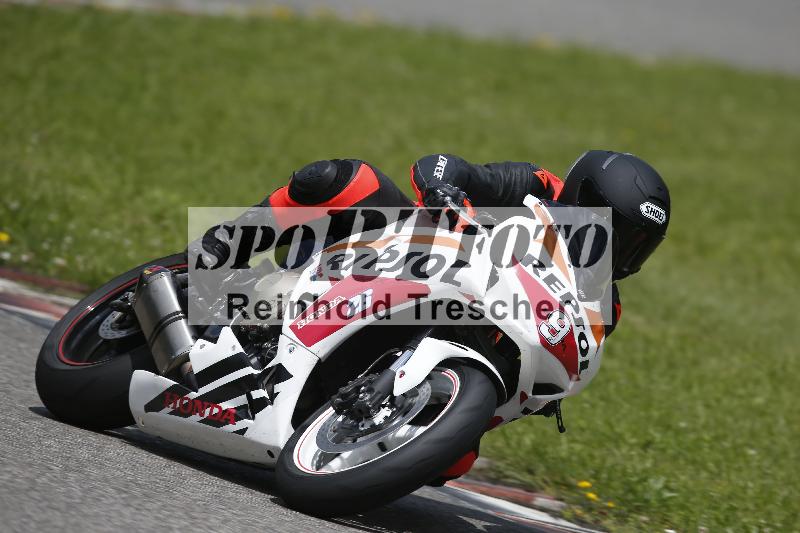 /Archiv-2024/29 12.06.2024 MOTO.CH Track Day ADR/Gruppe gelb/9